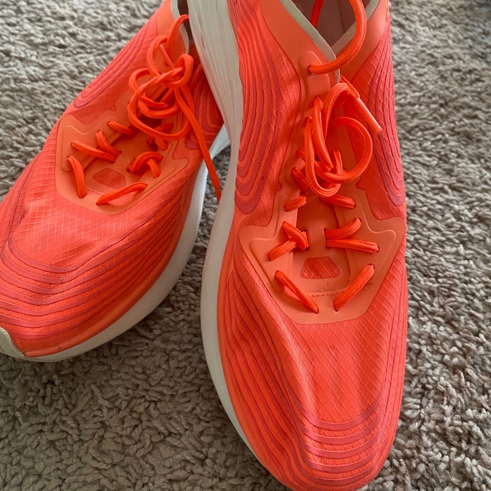 APL Women Streamline Sneaker